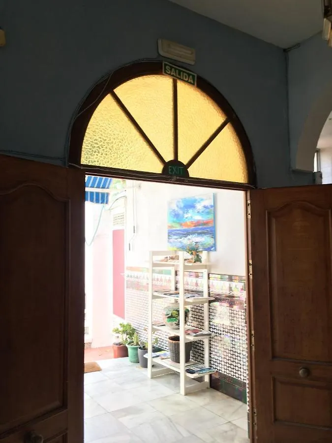 Malaga Beach And Center Backpackers Hostel